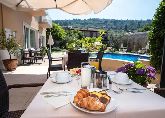 Romeo Torri Del Benaco