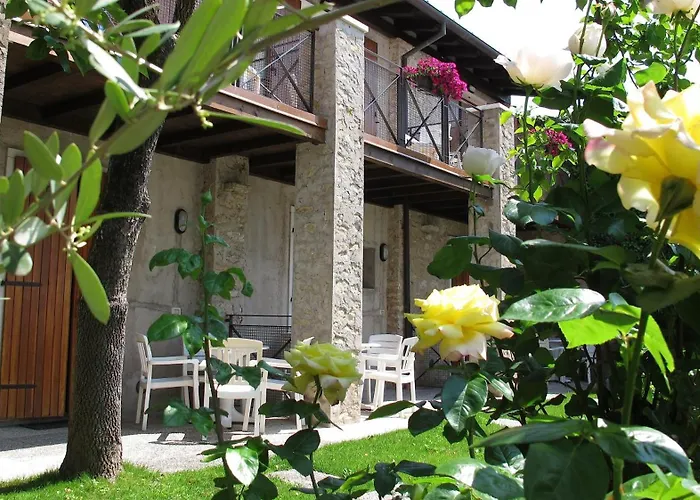 Romeo Torri Del Benaco